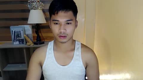 asianhunk_jamesx online show from January 5, 6:44 pm