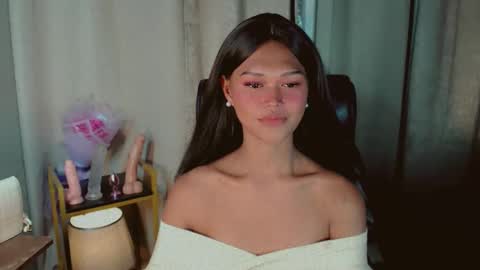 Snapshot of asiankianna chatting on April 23, 11:31 am Kianna online show from April 23, 11:31 am