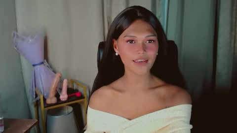 Snapshot of asiankianna chatting on April 26, 11:19 am Kianna online show from April 26, 11:19 am