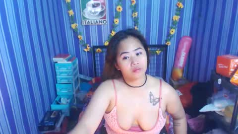 Snapshot of asiankitty23xx chatting on March 3, 1:28 pm asiankitty23xx online show from March 3, 1:28 pm