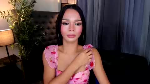 Snapshot of asianpetiteprincess chatting on August 9, 3:23 am asianpetiteprincess online show from August 9, 3:23 am