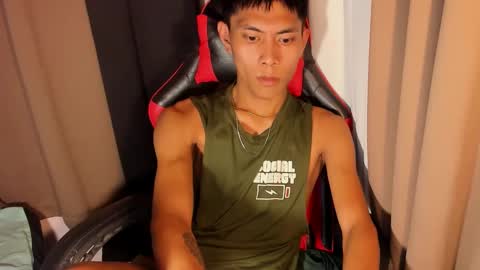 Snapshot of asianplayboyx chatting on February 26, 4:25 am mark online show from February 26, 4:25 am
