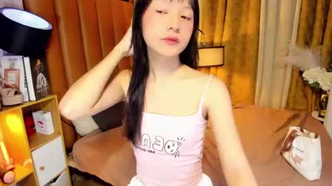 Snapshot of asiansbest_seductivehanni chatting on July 2, 4:57 pm asiansbest_seductivehanni online show from July 2, 4:57 pm