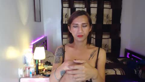ricah coronel online show from November 9, 1:42 pm