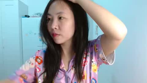 Tabby online show from December 2, 2:45 pm