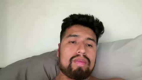 A S I L I O S   H A L L online show from October 18, 9:59 pm