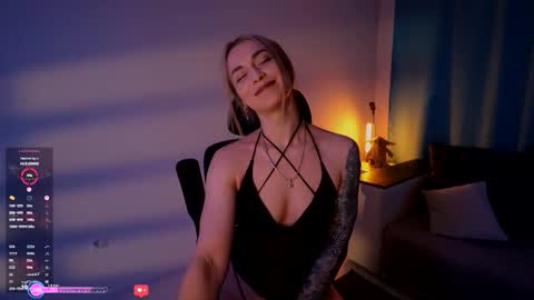 Snapshot of ask_alexa chatting on November 7, 10:43 pm Ask Alexa online show from November 7, 10:43 pm