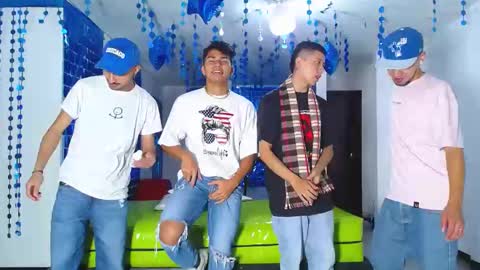 THOMAS AND DAMIAND online show from February 25, 12:14 am