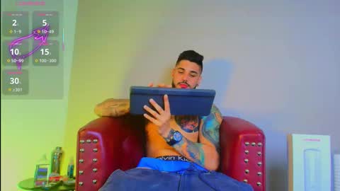 Snapshot of asmodeus_bael_ chatting on October 13, 9:37 pm asmodeus bael online show from October 13, 9:37 pm