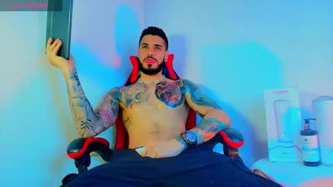 Snapshot of asmodeus_bael_ chatting on November 8, 12:11 am asmodeus bael online show from November 8, 12:11 am