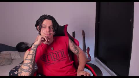 Snapshot of asmodeuszz chatting on March 2, 4:47 pm asmodeuszz online show from March 2, 4:47 pm