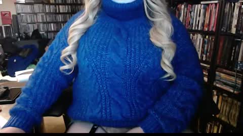 Aspen Vale online show from March 3, 10:42 pm