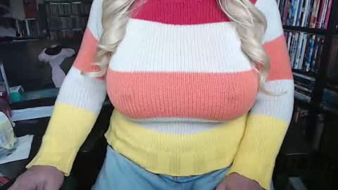 Aspen Vale online show from October 13, 9:04 pm