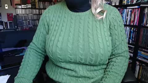 Aspen Vale online show from October 21, 4:51 pm