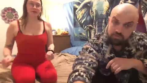 Snapshot of aspenandlink chatting on October 28, 6:28 am aspenandlink online show from October 28, 6:28 am