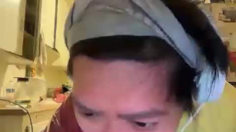 Snapshot of assert32 chatting on October 7, 8:22 am Patty online show from October 7, 8:22 am