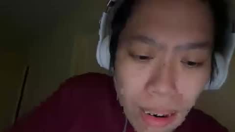 Snapshot of assert32 chatting on December 2, 7:36 am Patty online show from December 2, 7:36 am