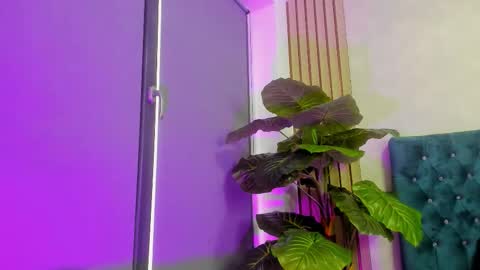 AsshleySing online show from November 30, 9:24 am