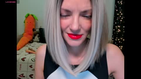 Asteris online show from May 2, 9:20 pm