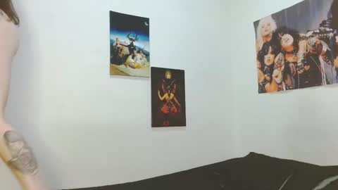 Snapshot of asterothxznikki chatting on January 11, 2:16 am Asterothxznikki online show from January 11, 2:16 am