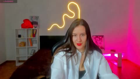 Snapshot of asti_bubbles chatting on February 24, 5:27 am Asti online show from February 24, 5:27 am