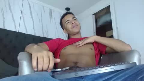 Snapshot of aston_vera chatting on February 3, 4:32 am Aston online show from February 3, 4:32 am