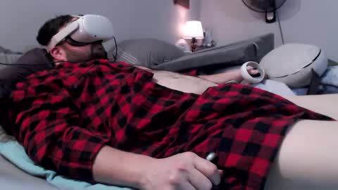 Snapshot of astra916 chatting on December 6, 12:56 am astra916 online show from December 6, 12:56 am