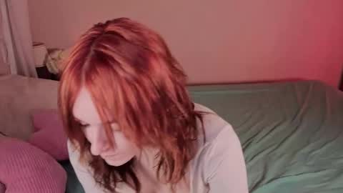 Snapshot of astra_lis chatting on October 24, 12:34 pm Astra online show from October 24, 12:34 pm