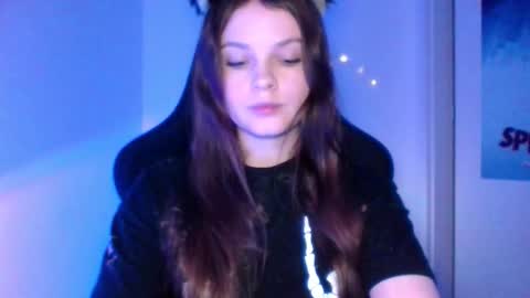 astradream_ online show from February 10, 2:04 am