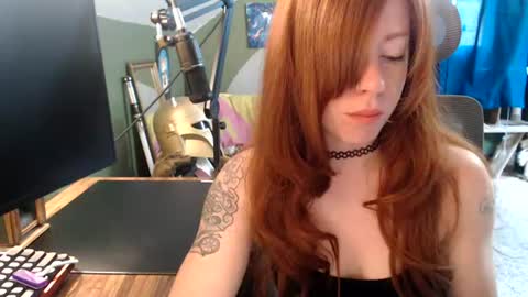AstraeaSiren online show from June 26, 4:33 pm