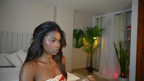 Astrea online show from April 22, 12:02 am