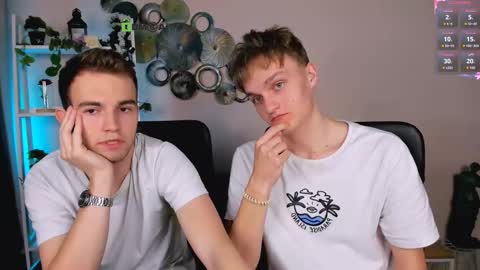 astren online show from March 17, 6:44 pm