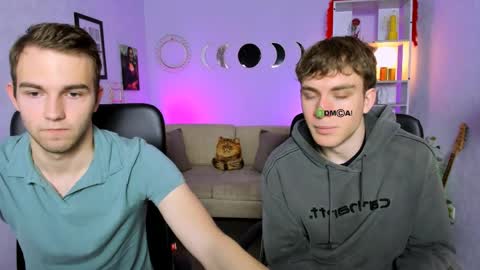 astren online show from April 11, 9:13 am