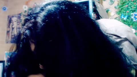 astrid_hauser66 online show from December 22, 7:38 am