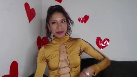 Snapshot of astrid_miller_1 chatting on February 17, 12:40 am Astrid online show from February 17, 12:40 am