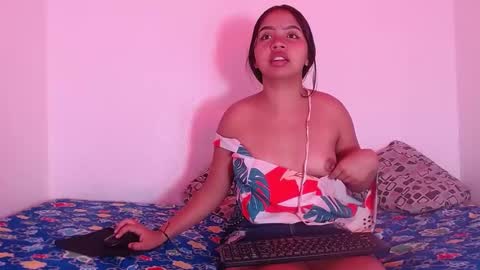 Snapshot of astridvagina18 chatting on December 30, 8:25 pm ASTRID online show from December 30, 8:25 pm