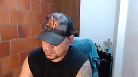 Snapshot of astton_nick chatting on January 8, 2:03 am Nick Astton online show from January 8, 2:03 am