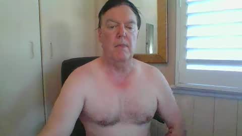 astute008 online show from December 5, 6:22 am