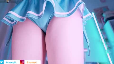 Snapshot of asuka_langleysoryu chatting on October 19, 8:31 pm Bonnie online show from October 19, 8:31 pm