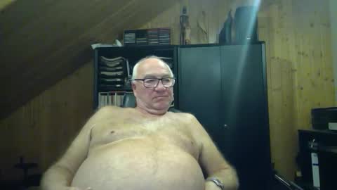 asusandy online show from September 21, 11:17 pm