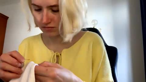 Snapshot of asya_new chatting on October 30, 11:11 am asya_new online show from October 30, 11:11 am