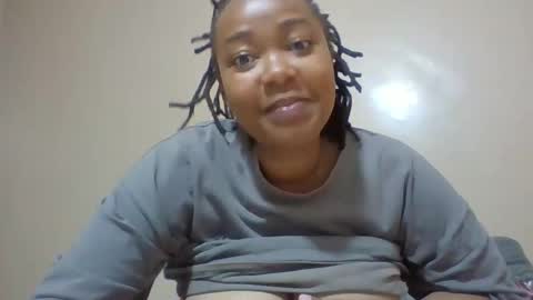 Snapshot of atara_seren chatting on February 21, 11:50 pm atara_seren online show from February 21, 11:50 pm