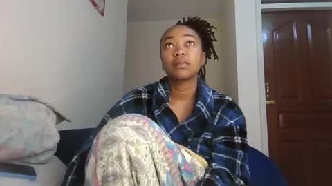 Snapshot of atara_seren chatting on June 8, 1:39 am atara_seren online show from June 8, 1:39 am