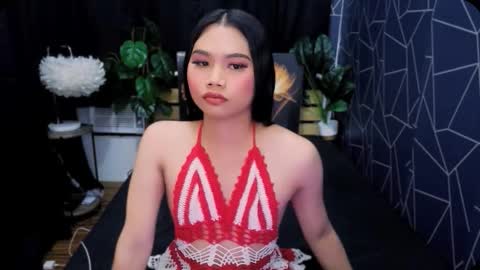 Snapshot of atashakendall chatting on January 19, 2:10 pm atashakendall online show from January 19, 2:10 pm