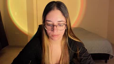 atenas online show from October 25, 9:28 am