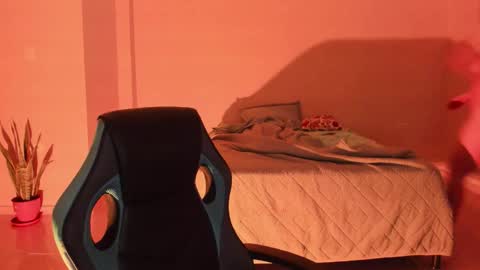 atenas online show from March 3, 9:37 am