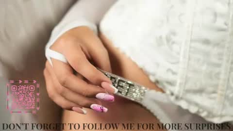 Snapshot of atenea_cute21 chatting on July 25, 3:04 am Athenea online show from July 25, 3:04 am