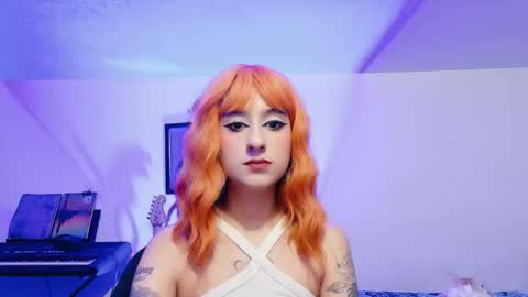 Atenea online show from February 4, 11:09 pm