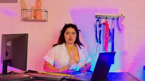 atenea_meduza_bdsm online show from April 6, 3:02 pm