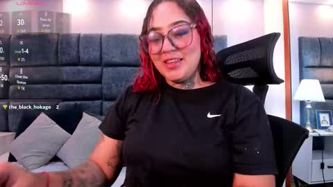 Snapshot of atennea_diiossa chatting on November 6, 11:33 am Atennea Diiossa online show from November 6, 11:33 am